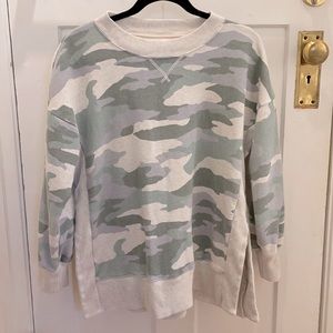 Aerie American Eagle camo sweat shirt size S